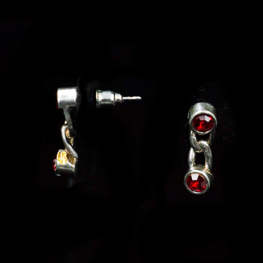 RED RHINESTONE DROP POST EARRINGS - JETSCR1 - Picture 4 of 4